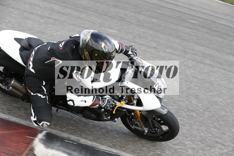 Archiv-2025/09 22.04.2025 Cornu Master School ADR/rot-rouge/31